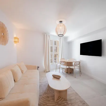 Appartement Place Des Lices -2bdr-6p- Tropez Saint-Tropez